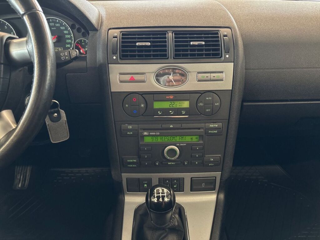 Ford Mondeo 2006 Sininen