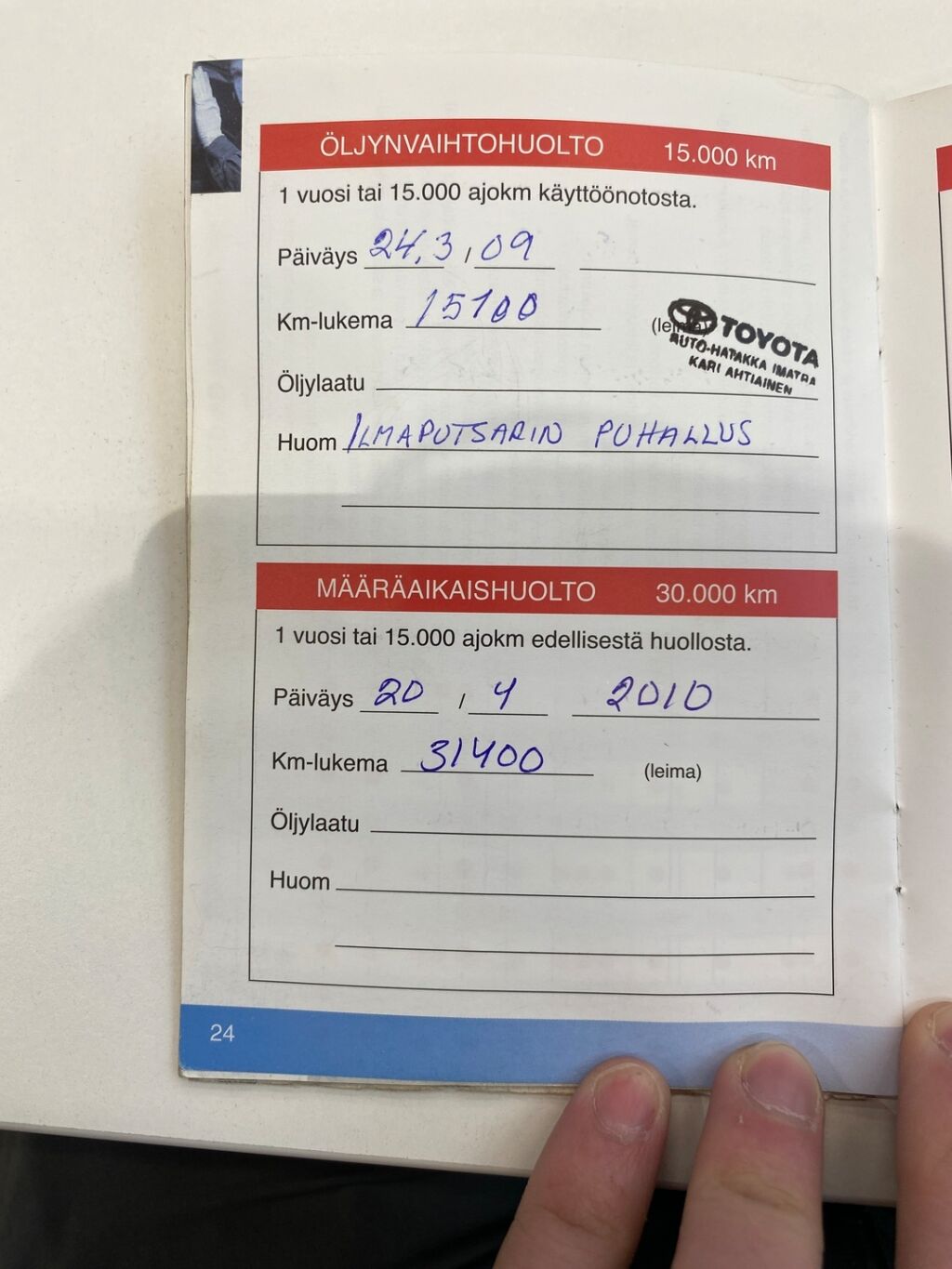 Toyota Avensis 2008 Punainen