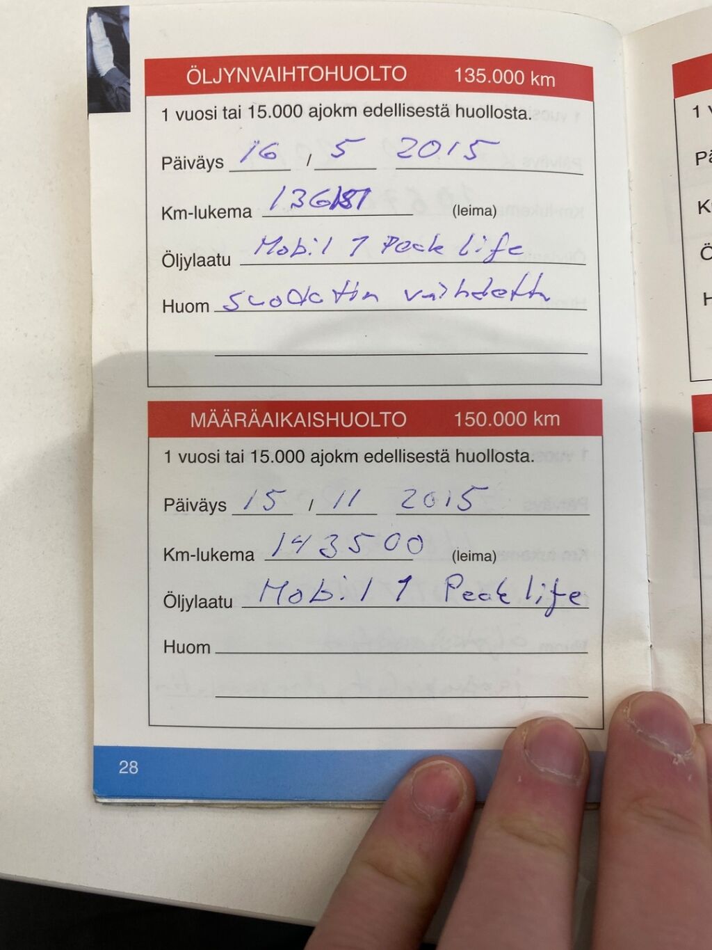 Toyota Avensis 2008 Punainen