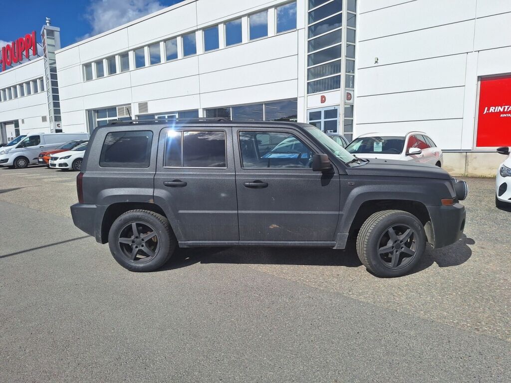 Jeep Patriot 2009 Musta