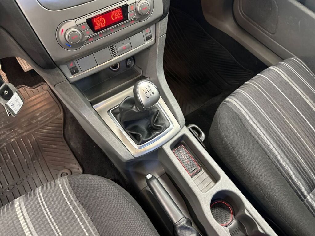 Ford Focus 2009 Sininen