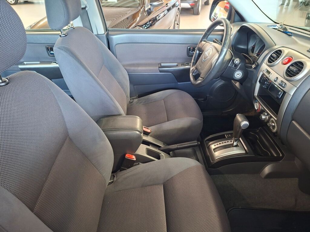 Isuzu D-Max 2009 Vihreä