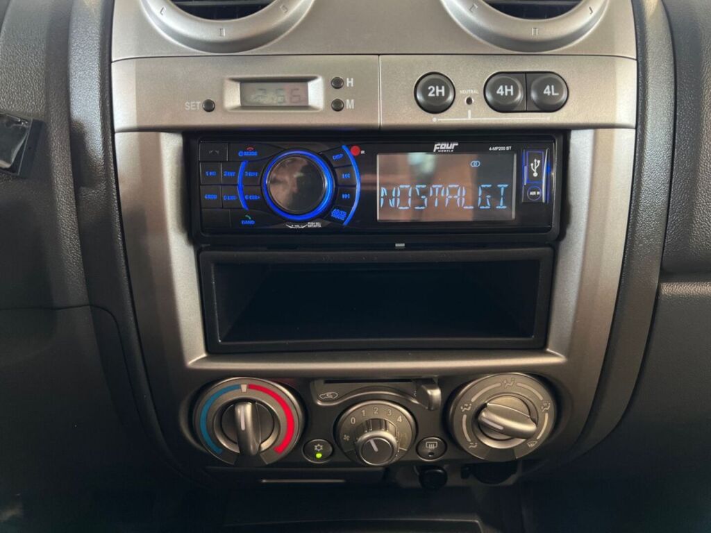 Isuzu D-Max 2009 Vihreä