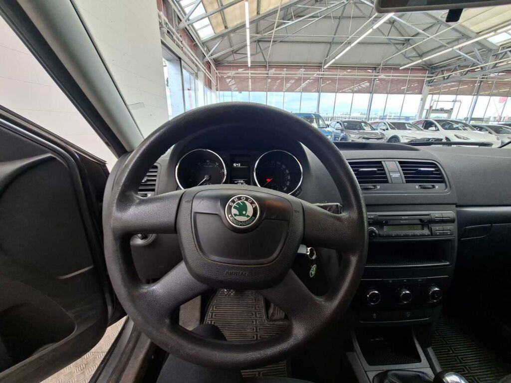 Skoda Yeti 2010 Harmaa