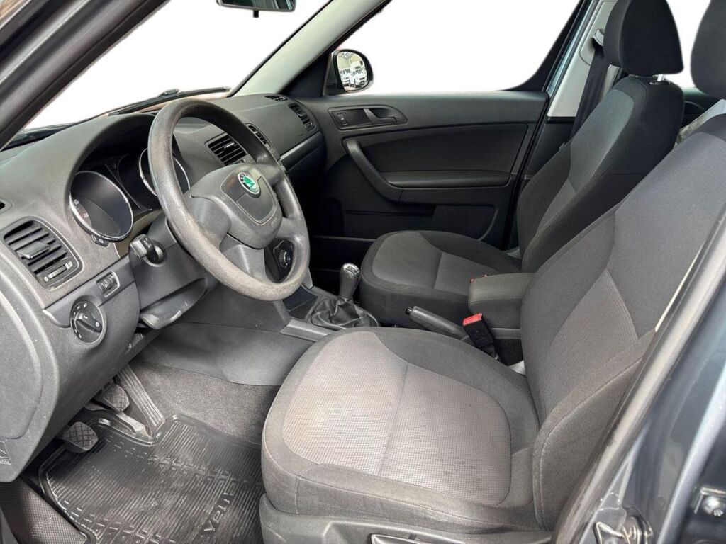 Skoda Yeti 2010 Harmaa