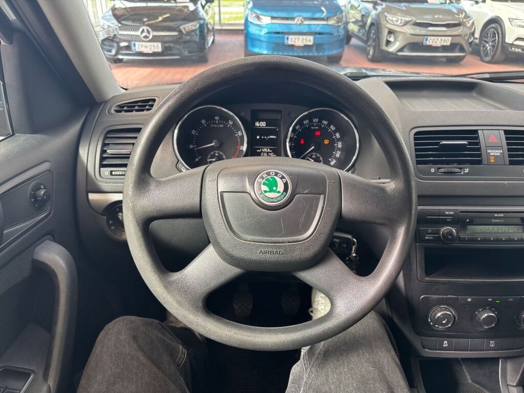 Skoda Yeti 2010 Harmaa