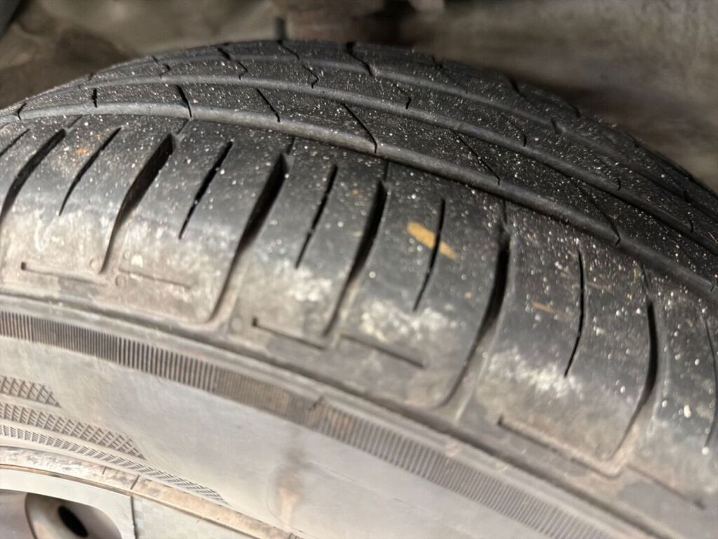 Nissan Primera 2006 Harmaa