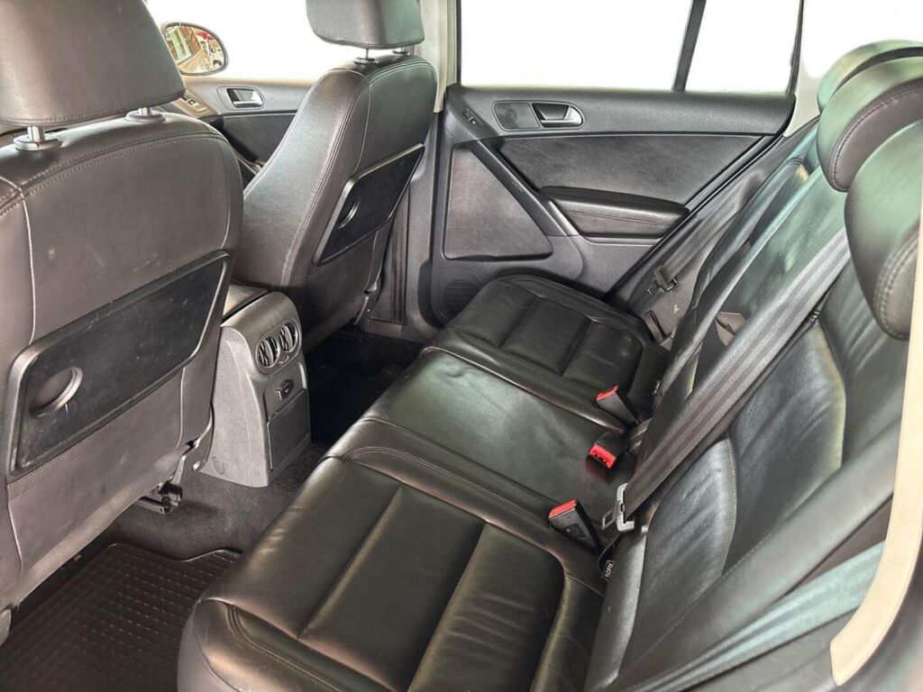 Volkswagen Tiguan 2010 Hopea