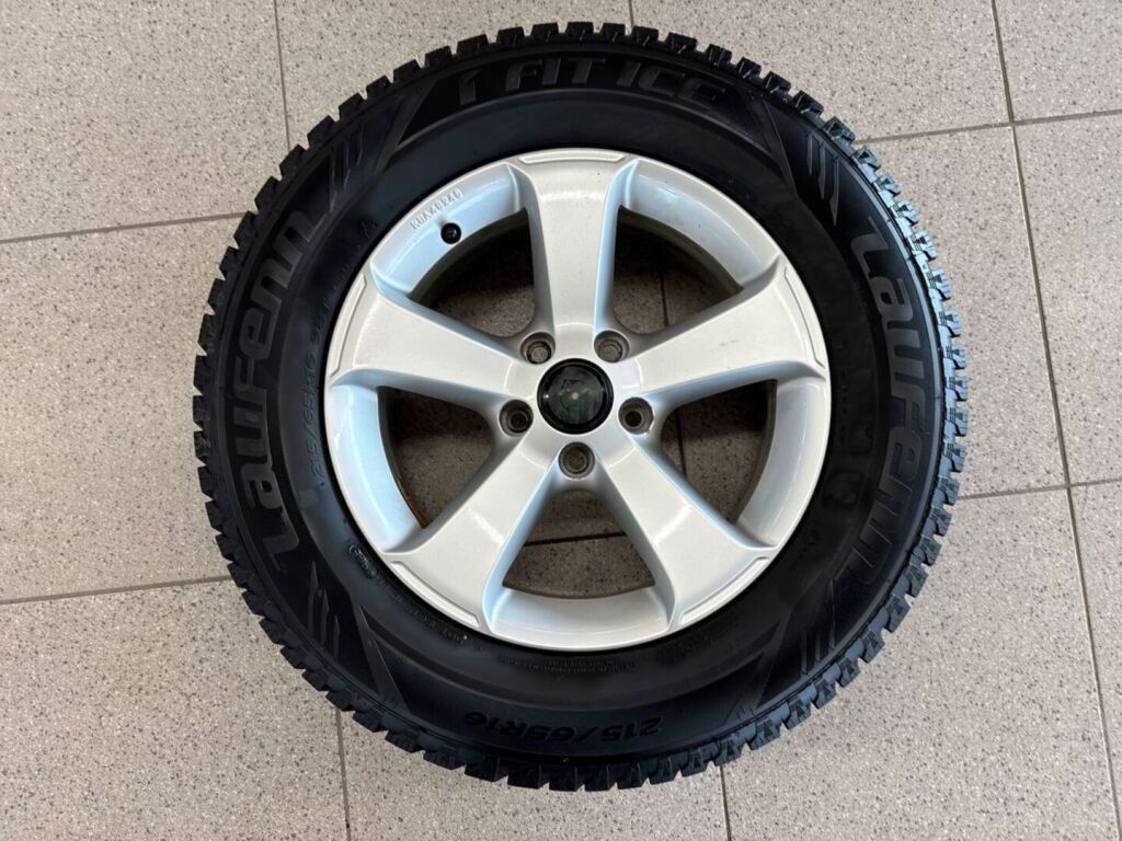 Volkswagen Tiguan 2010 Hopea