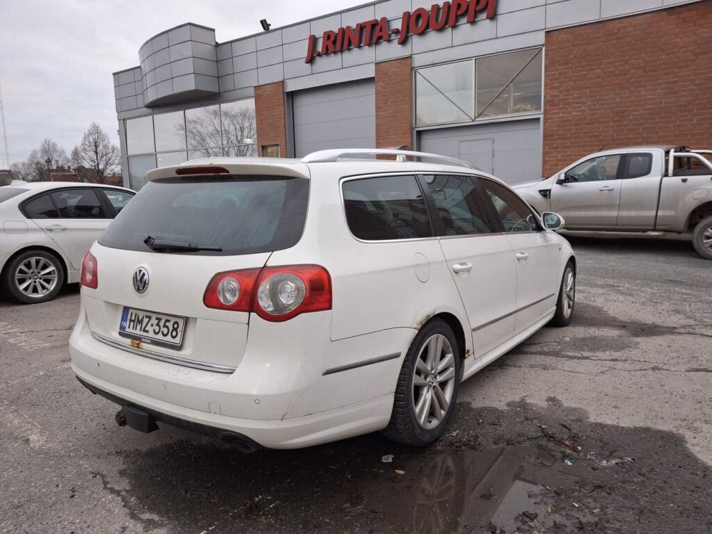 Volkswagen Passat 2010 Valkoinen