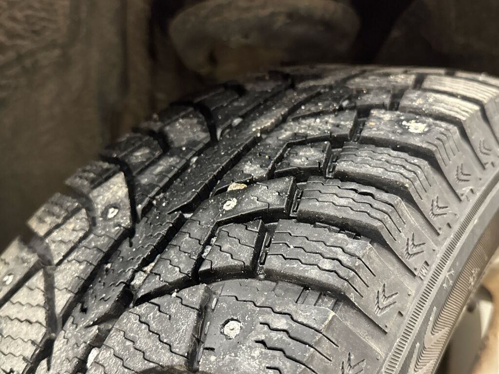 Opel Astra 2010 Punainen