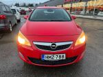 Opel Astra 2010 Punainen