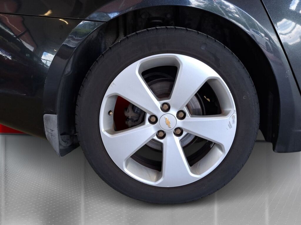 Chevrolet Cruze 2010 Musta