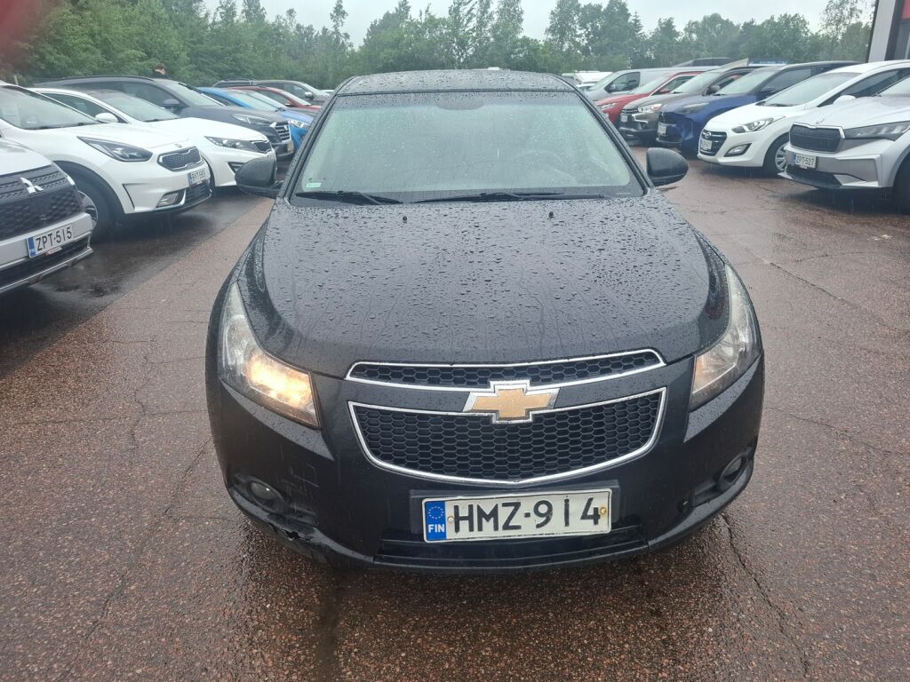 Chevrolet Cruze 2010 Musta