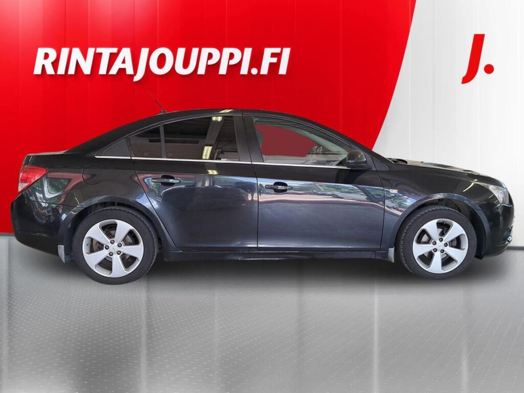 Chevrolet Cruze 2010 Musta