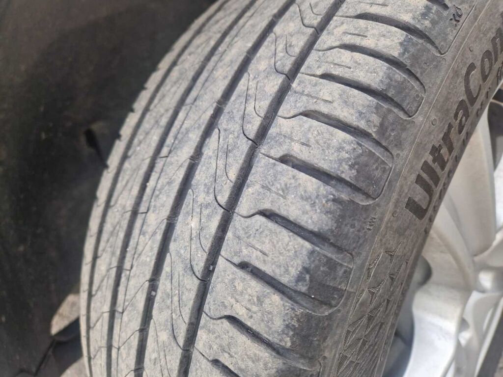 Skoda Yeti 2010 Ruskea (beige)