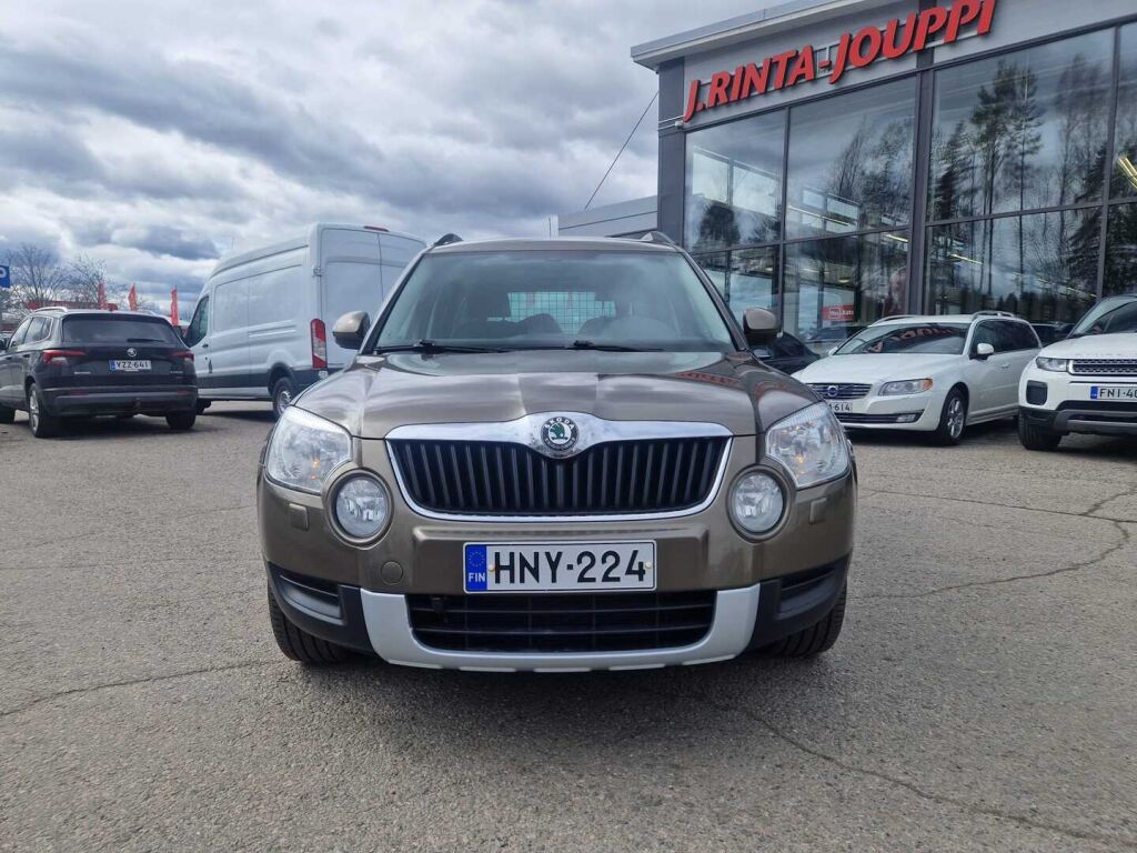 Skoda Yeti 2010 Ruskea (beige)
