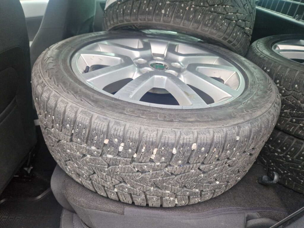 Skoda Yeti 2010 Ruskea (beige)