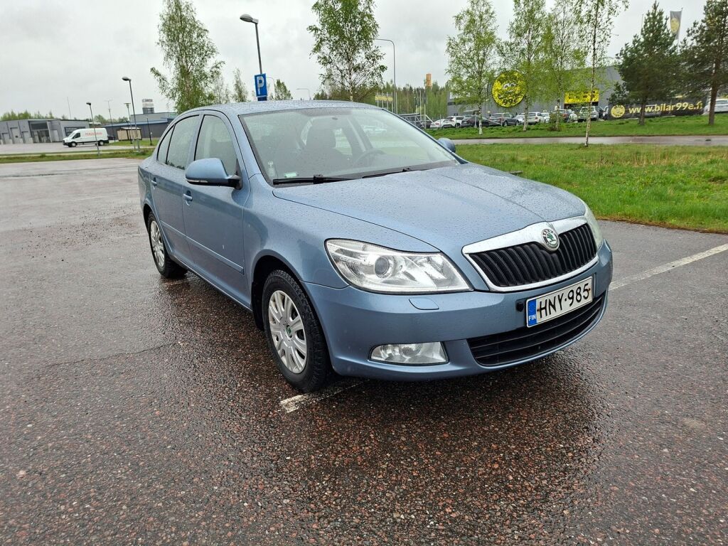 Skoda Octavia 2010 Harmaa