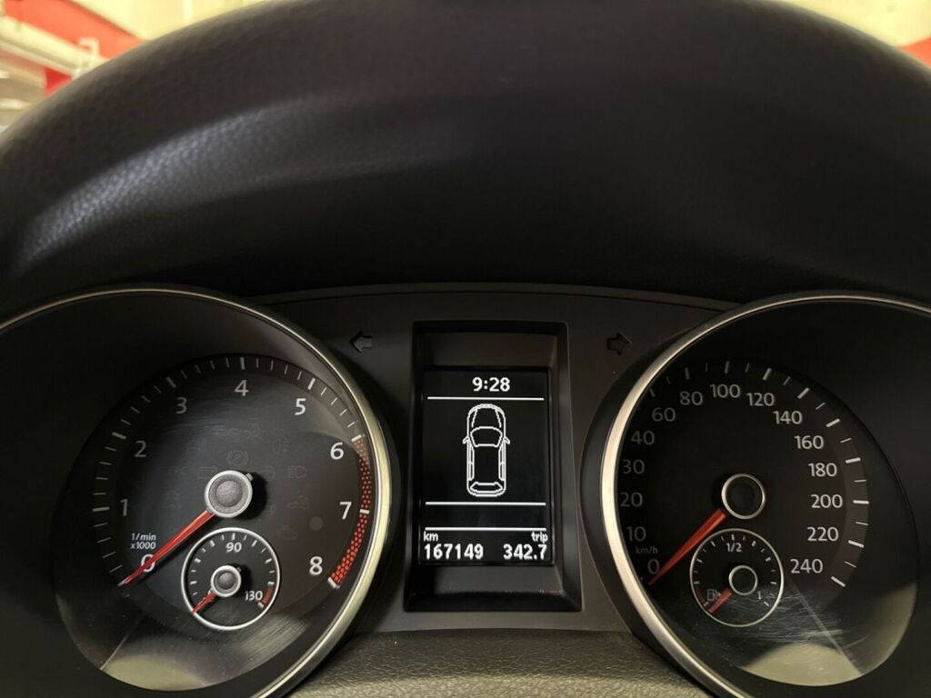 Volkswagen Golf 2010 Hopea