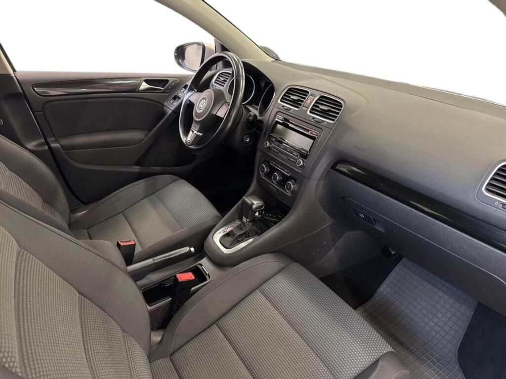 Volkswagen Golf 2010 Hopea