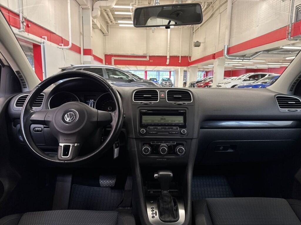 Volkswagen Golf 2010 Hopea