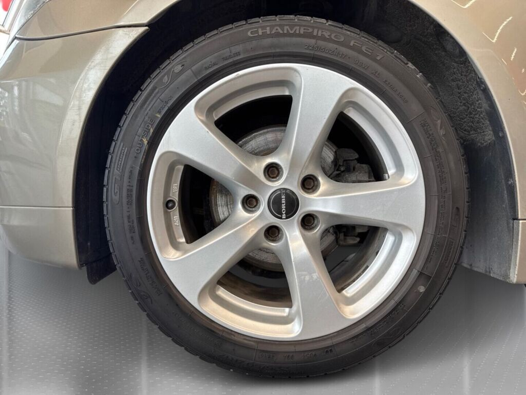 BMW 520 2008 Ruskea (beige)