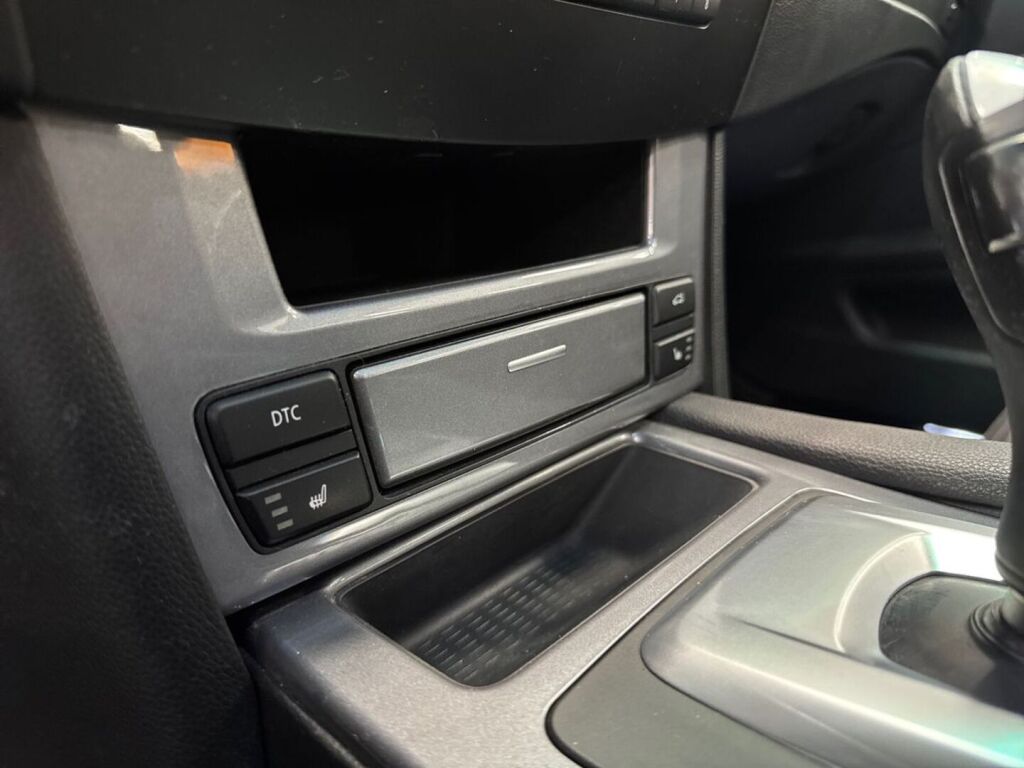 BMW 520 2008 Ruskea (beige)