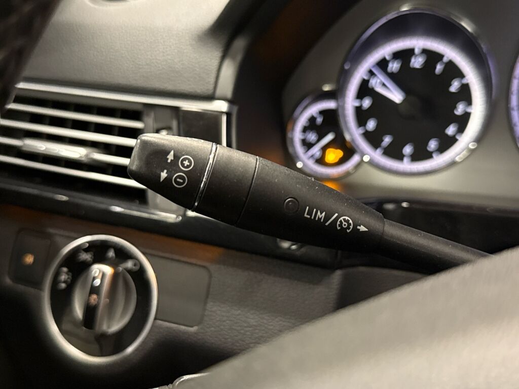 Mercedes-Benz E 2010 Valkoinen