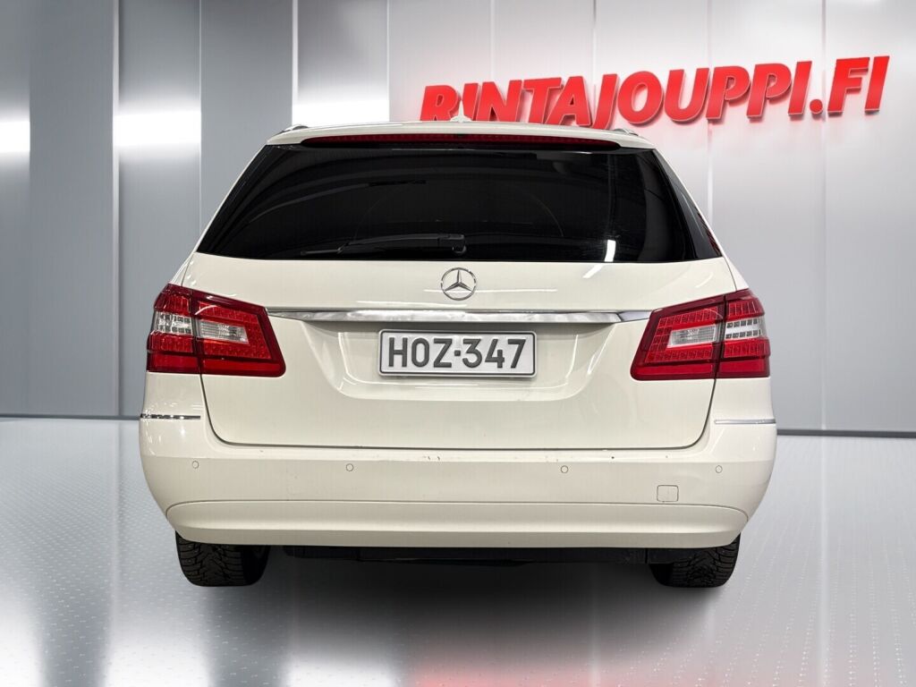 Mercedes-Benz E 2010 Valkoinen