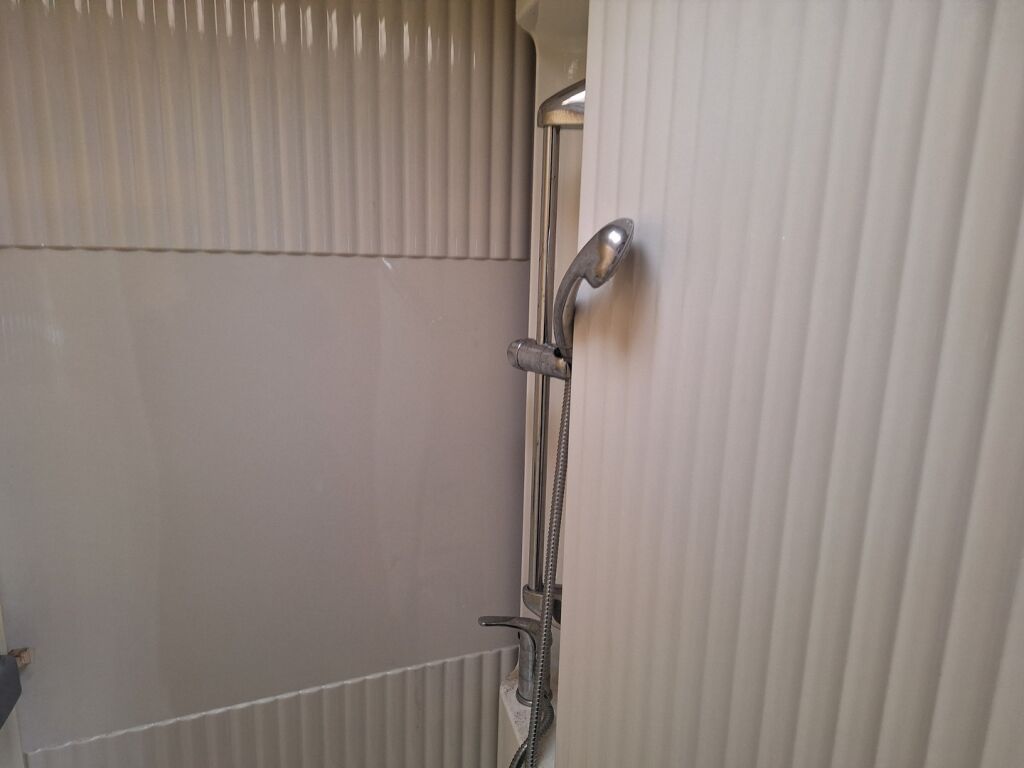 Dethleffs Globe R 2009 Valkoinen