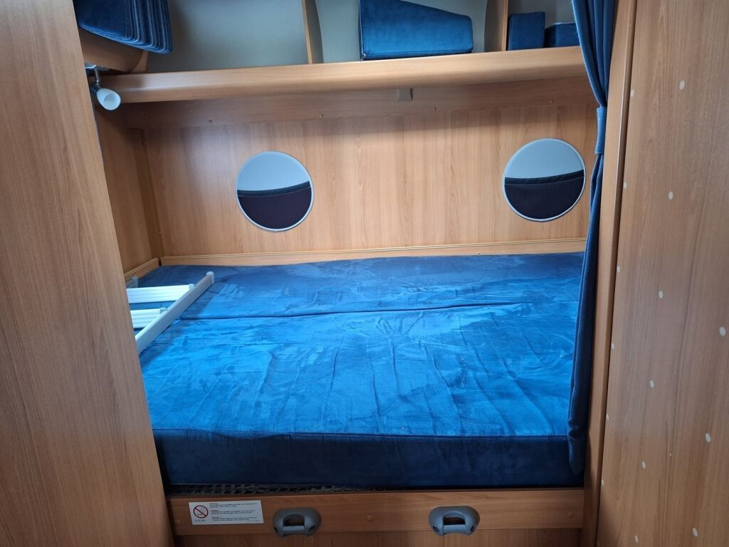 Dethleffs Globe R 2009 Valkoinen