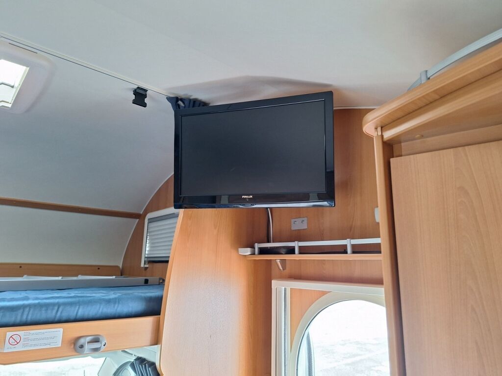 Dethleffs Globe R 2009 Valkoinen