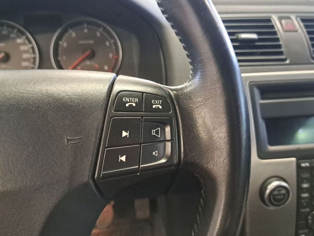 Volvo C70 2006 Ruskea (beige)
