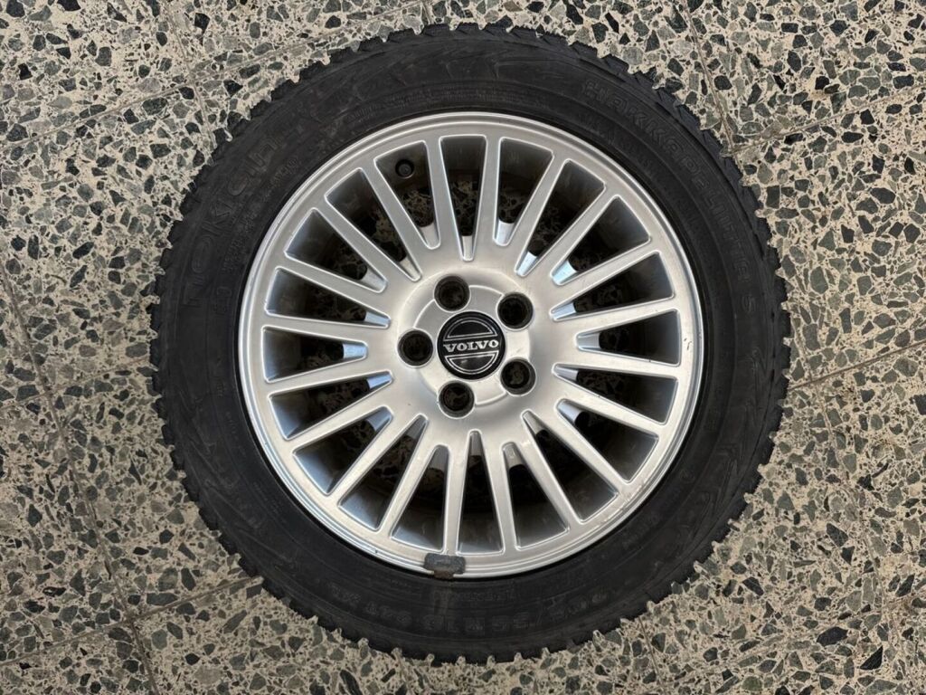 Volvo S40 2006 Harmaa
