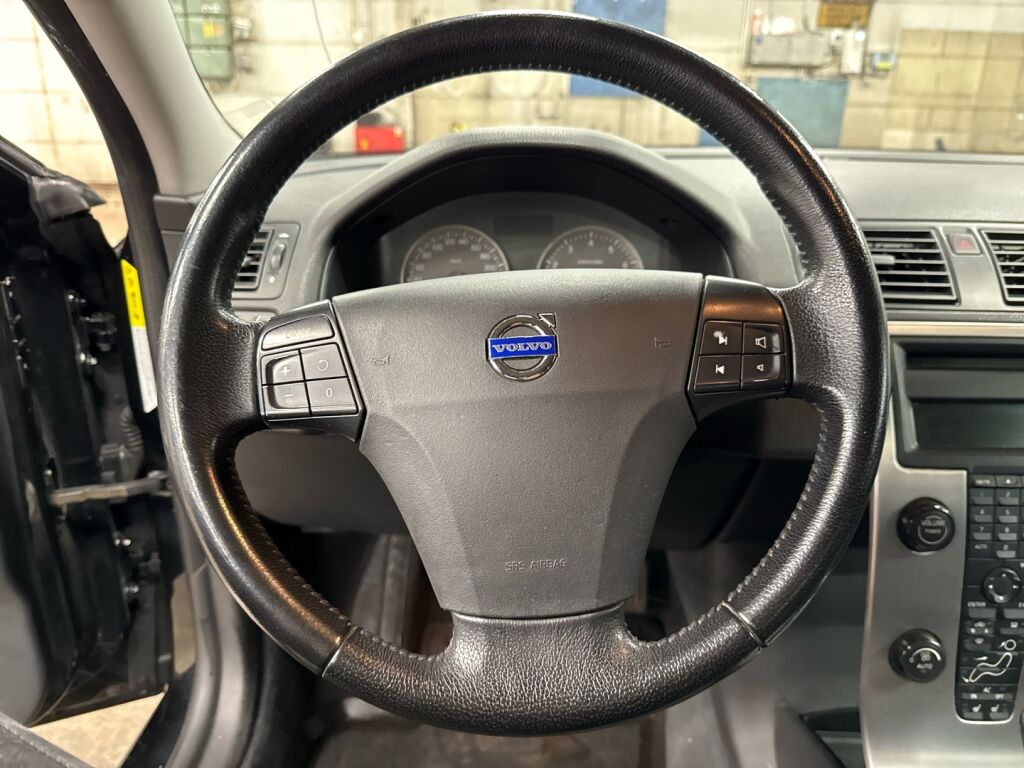 Volvo V50 2005 Musta