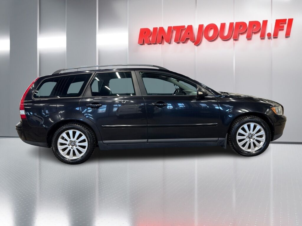 Volvo V50 2005 Musta