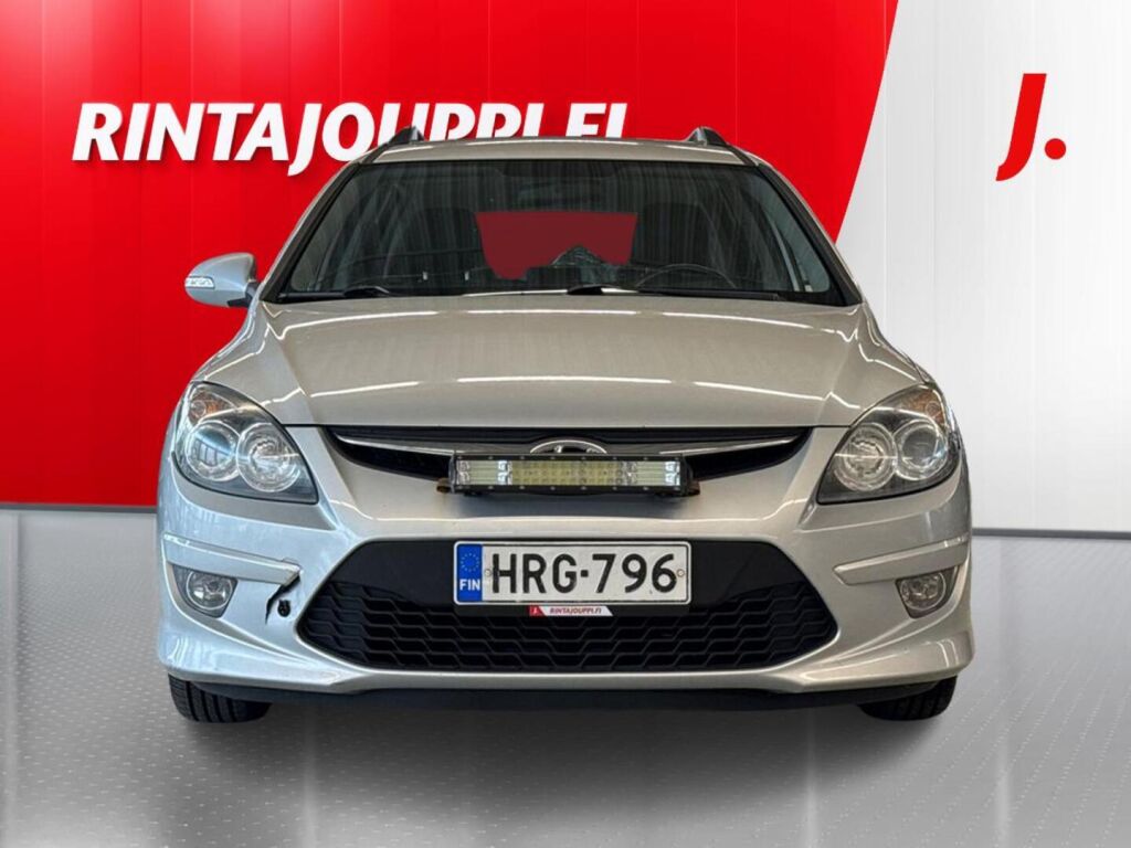 Hyundai i30 2010 Hopea