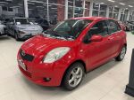 Toyota Yaris 2008 Punainen