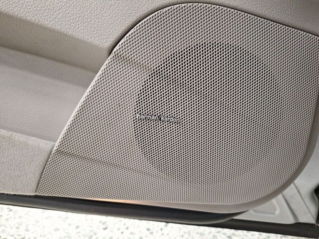 Mercedes-Benz E 2003 Hopea