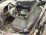 Toyota Avensis 2005 Musta