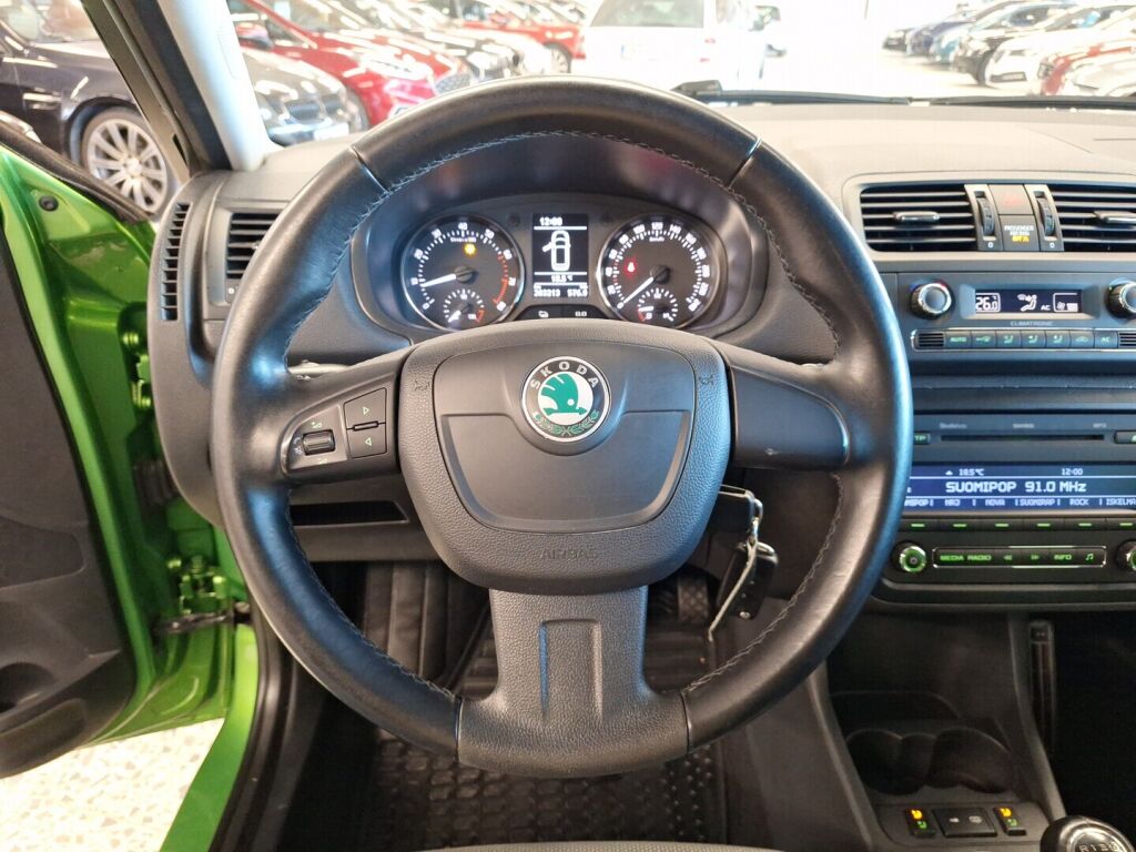 Skoda Fabia 2011 Vihreä