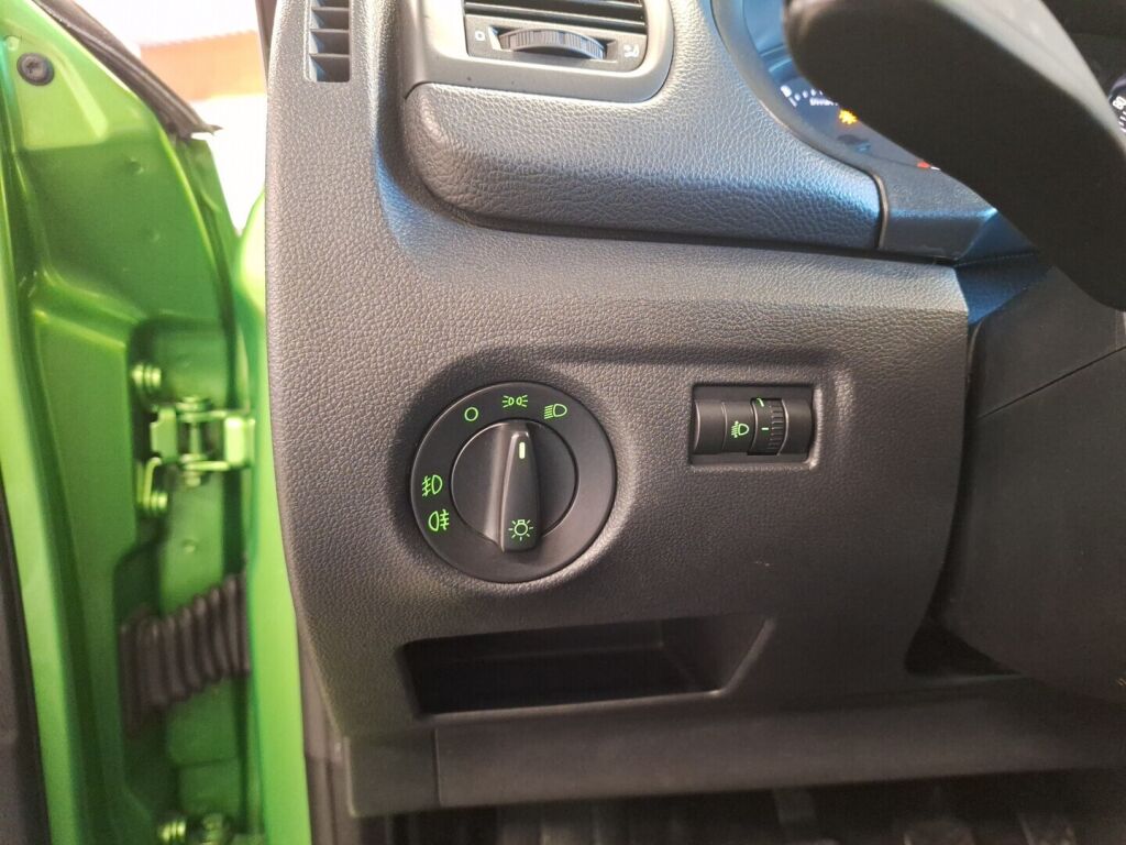 Skoda Fabia 2011 Vihreä