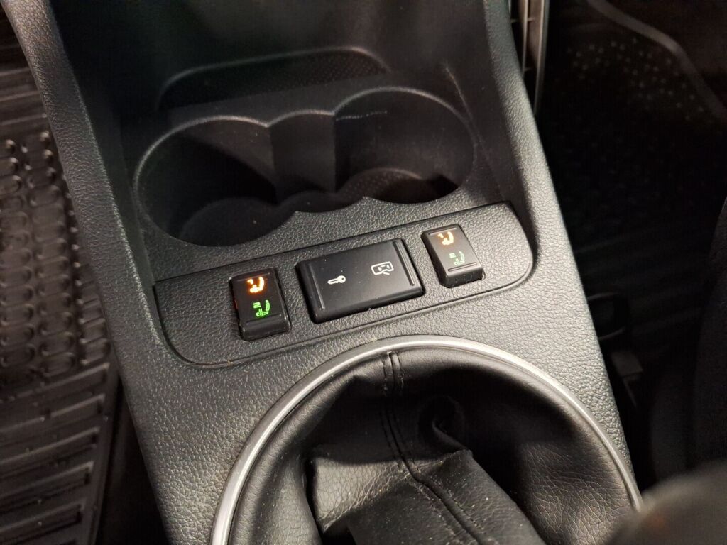 Skoda Fabia 2011 Vihreä