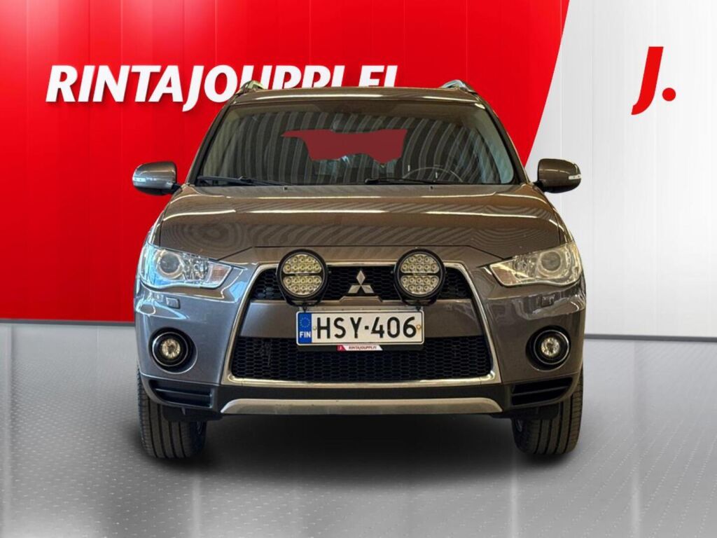 Mitsubishi Outlander 2011 Ruskea (beige)