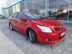 Toyota Avensis 2010 Punainen