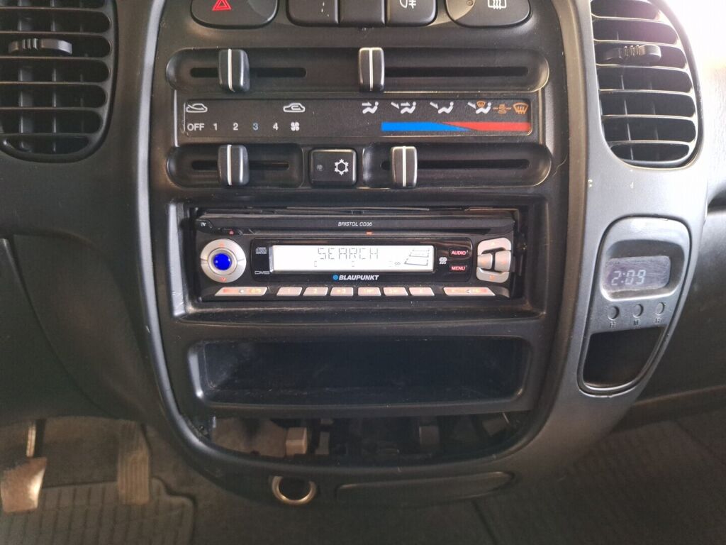 Hyundai H-1 2007 Ruskea (beige)