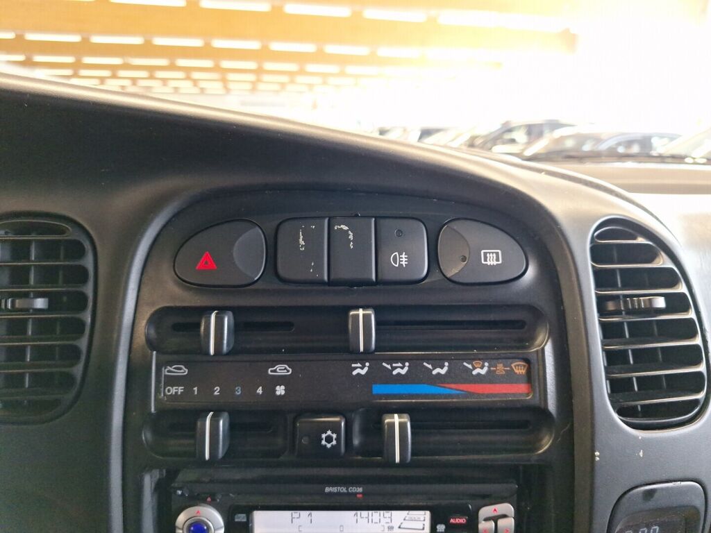 Hyundai H-1 2007 Ruskea (beige)