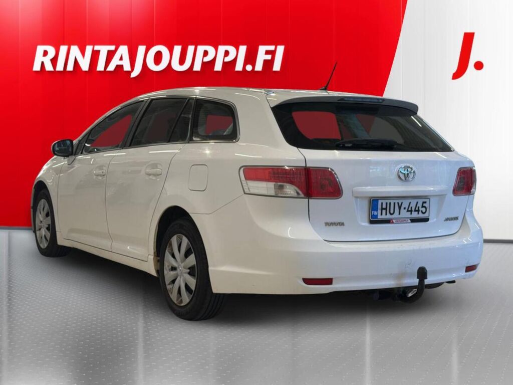 Toyota Avensis 2011 Valkoinen