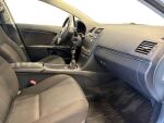 Toyota Avensis 2011 Valkoinen